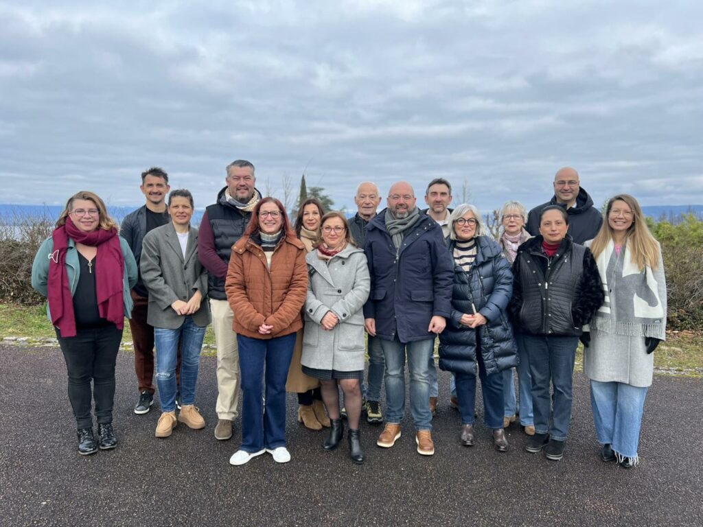 l’équipe Unis pour Maxilly s’est retrouvée pour une photo collective